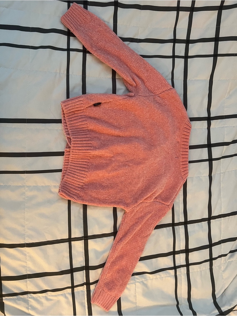 DKNY Coral Pink Scoop-Neck Ribbed Knit Sweater